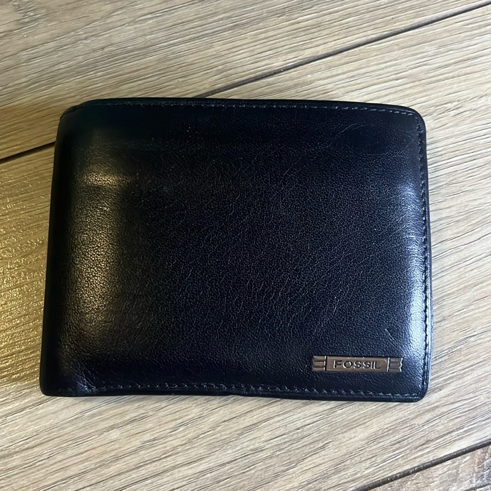 🤑Fossil men’s wallet